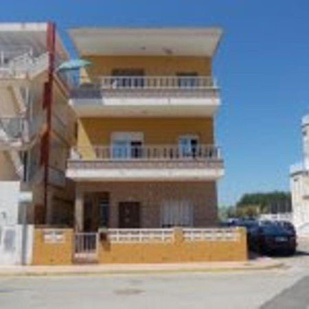 Piles - Apartment - Sleeps 7 - Parking - Seafront Exteriör bild