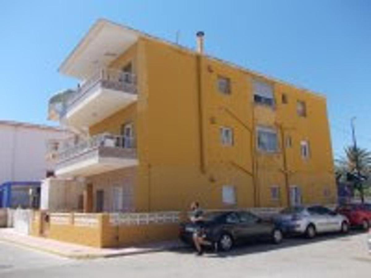 Piles - Apartment - Sleeps 7 - Parking - Seafront Exteriör bild