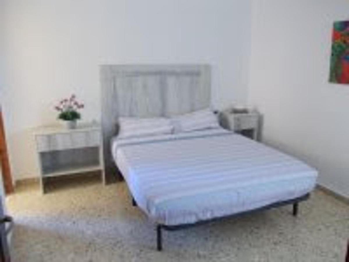 Piles - Apartment - Sleeps 7 - Parking - Seafront Exteriör bild