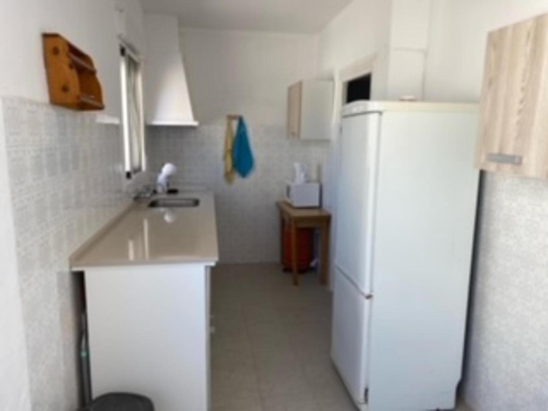 Piles - Apartment - Sleeps 7 - Parking - Seafront Exteriör bild